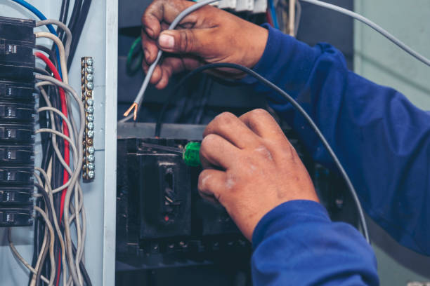 Best Ceiling Fan Installation Electrician  in Glendale, AZ